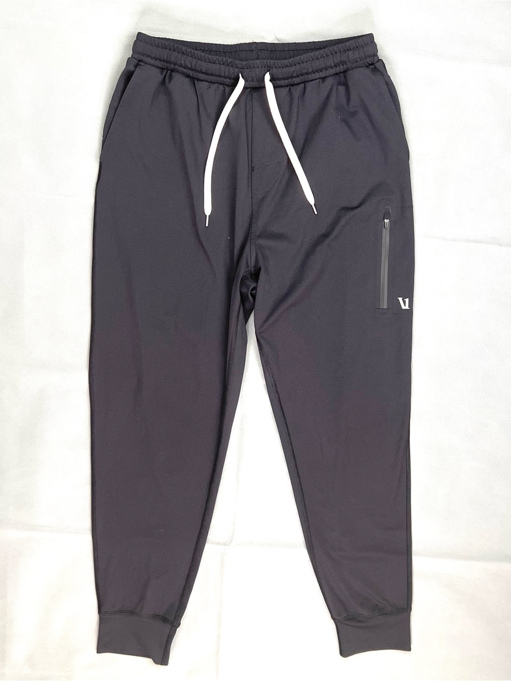 Vuori Pants Mens M Medium Sunday Performance Jogger Black Athletic Stretch V416